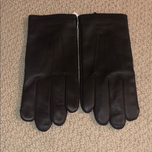 Coach Men’s Mahogany Leather Tech Glove - Picture 1 of 4